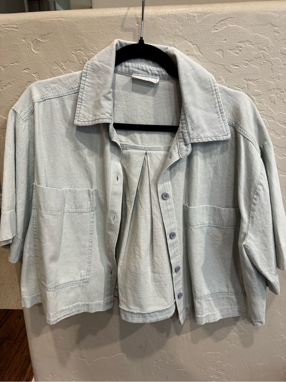 Lightweight Cropped Button-Front Jacket - Women